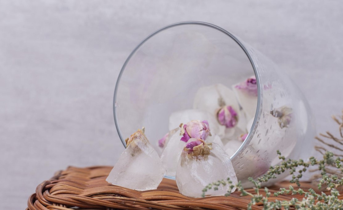 Jak odstranit bubliny z křišťálové pryskyřice